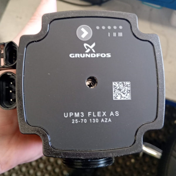 Grundfos UPM3 Flex 25-70 AZA Circulator Pump - Image 2